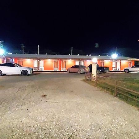 Holiday Host Motel & Rv Park 索诺拉 外观 照片